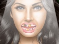 Mäng Megan Fox at dentist